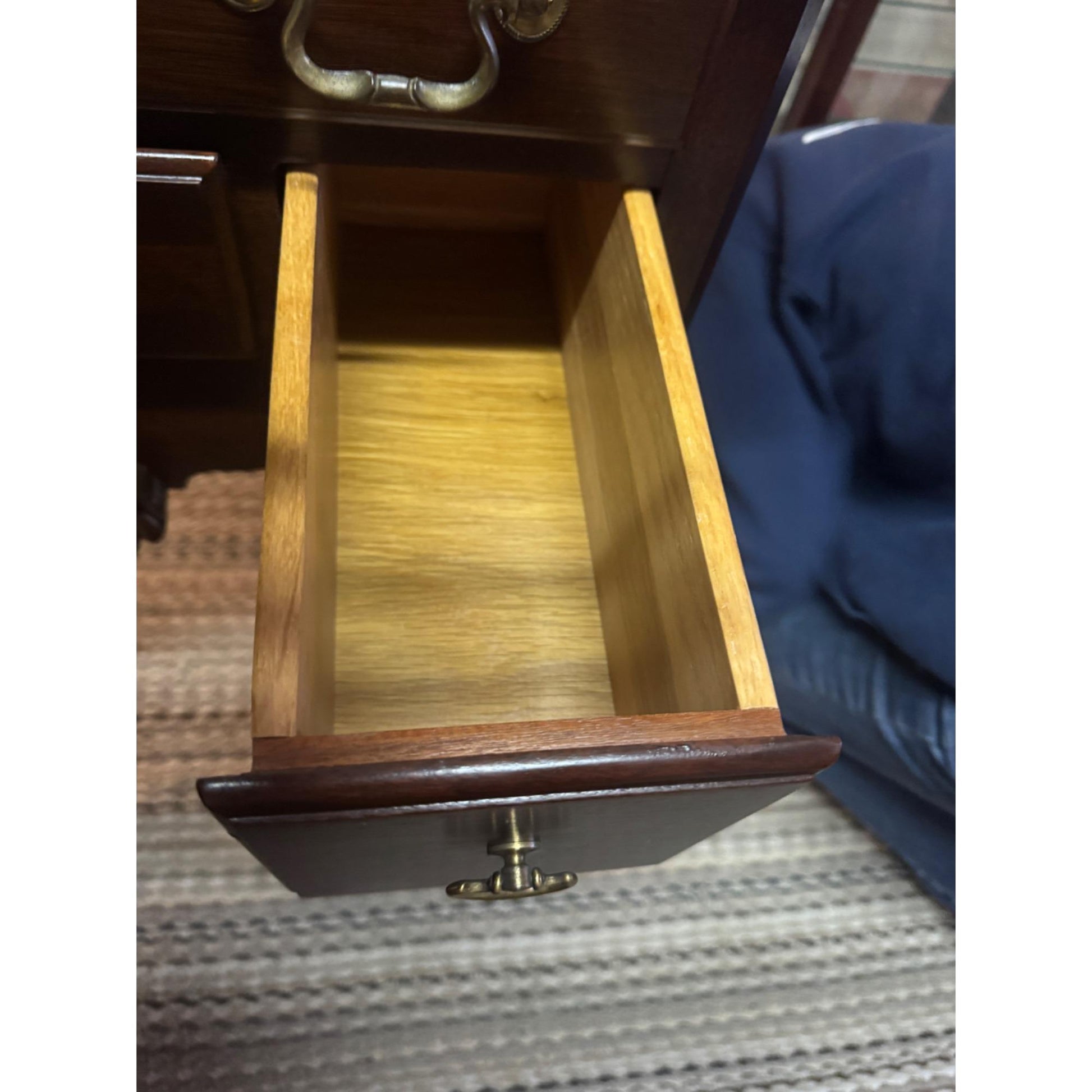 Mahogany Chippendale Lowboy Dresser Vintage Link Taylor Serpentine Chest Carved Leg Furniture Brass Hardware Dresser Traditional Antique