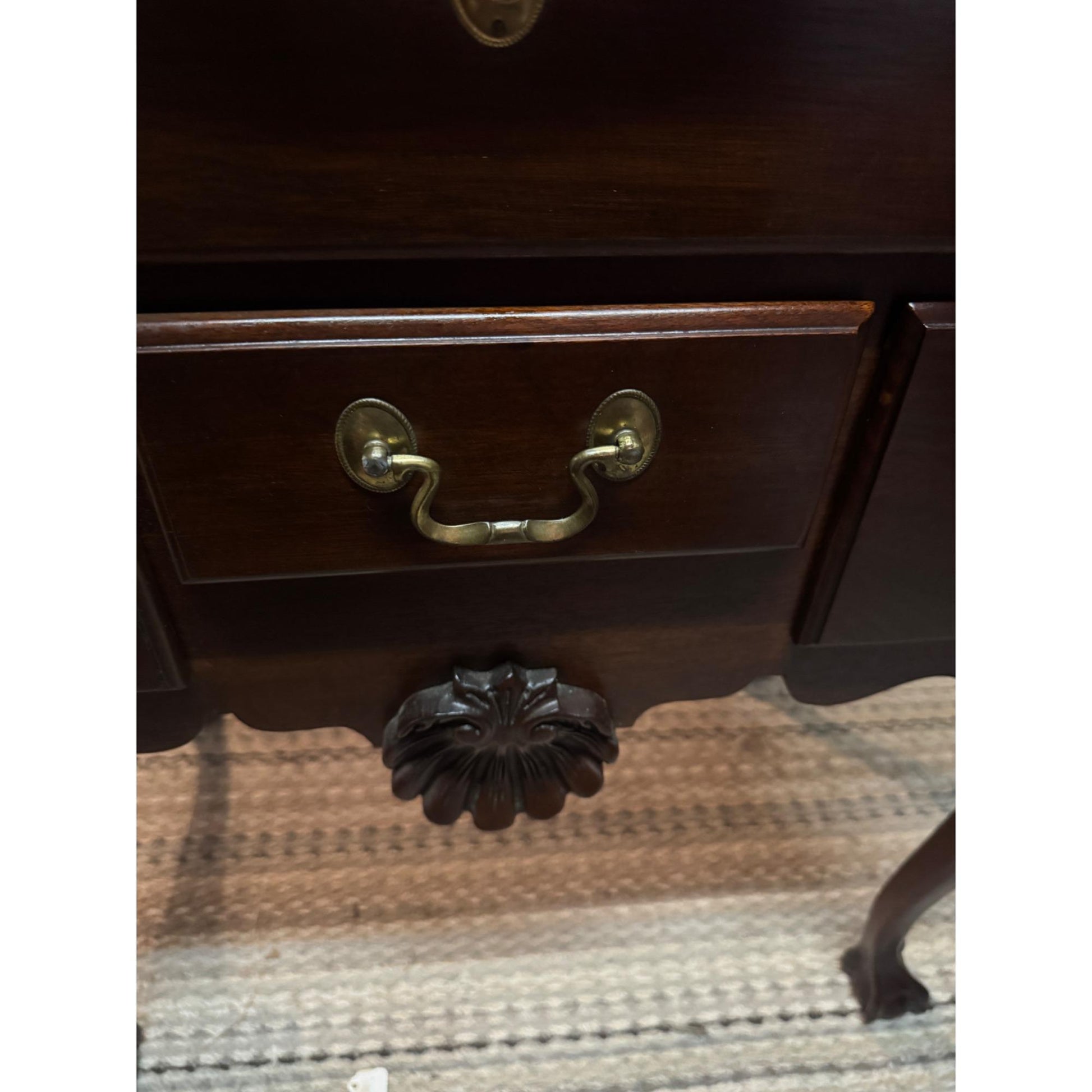 Mahogany Chippendale Lowboy Dresser Vintage Link Taylor Serpentine Chest Carved Leg Furniture Brass Hardware Dresser Traditional Antique