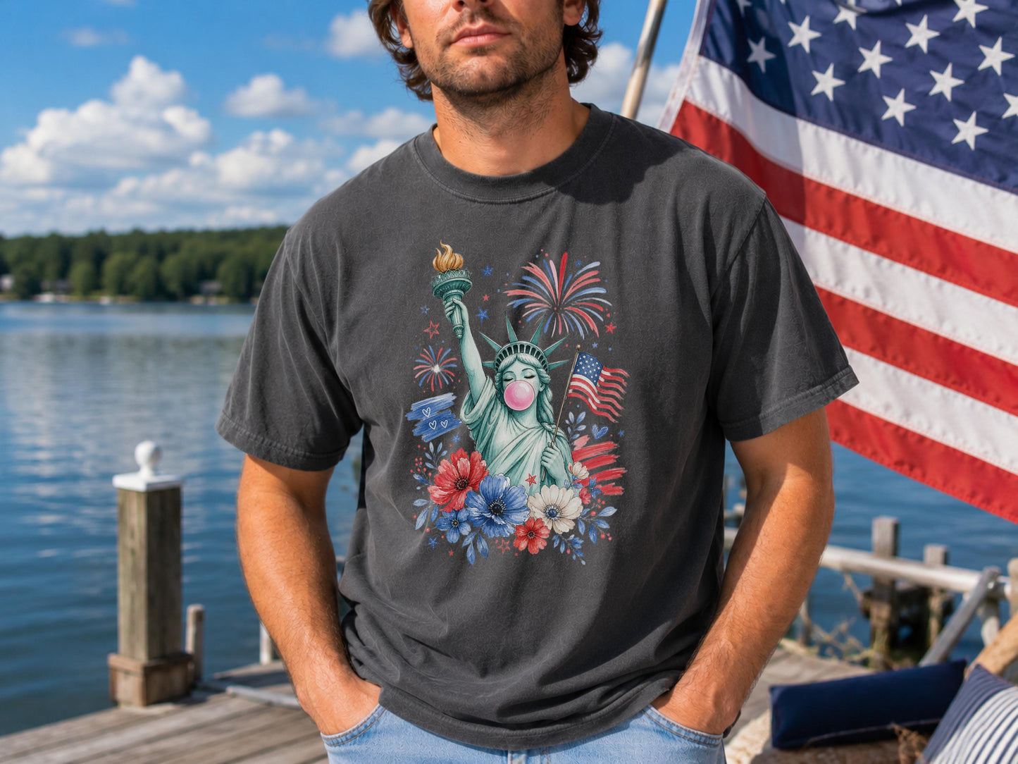 Patriotic Statue of Liberty T-Shirt, 4th of July Celebration Tee, Custom Graphic Shirt, USA Independence Day Apparel, Unique Gift for Women