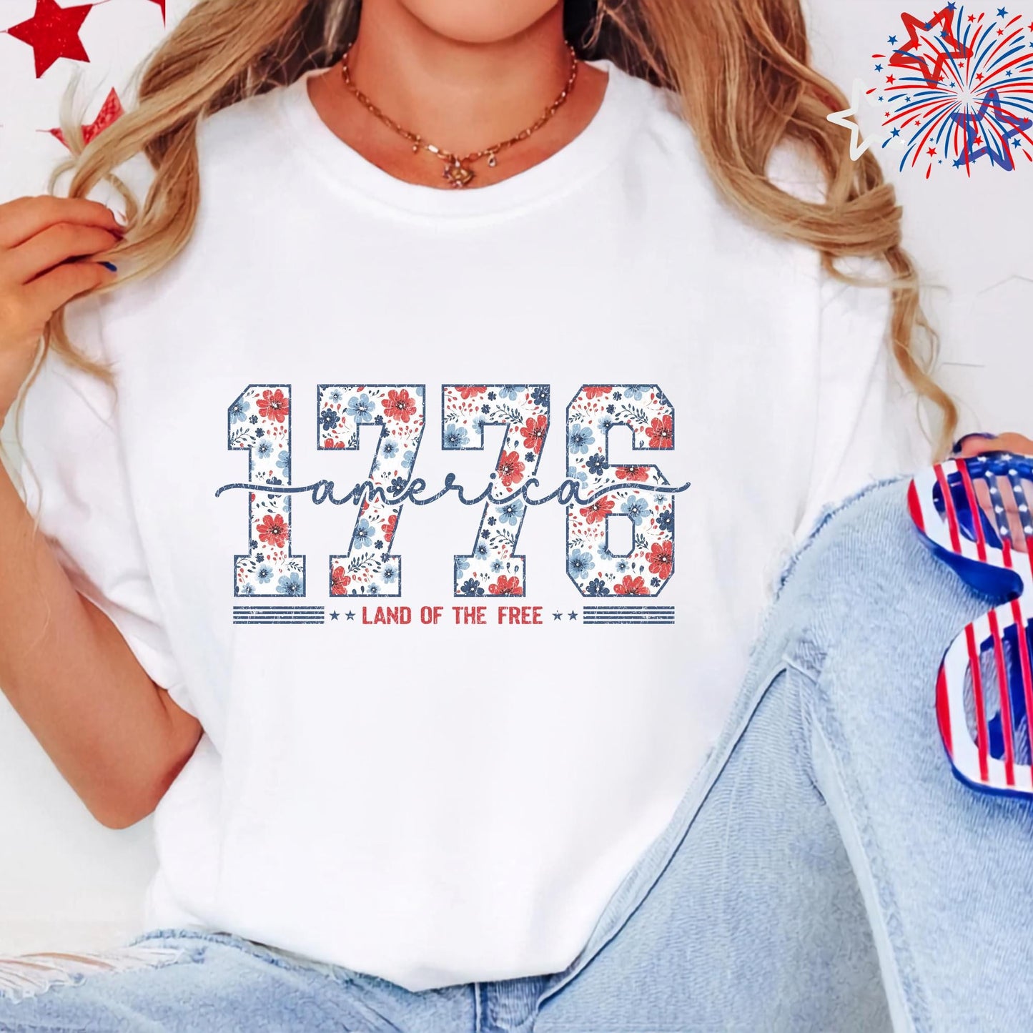 Patriotic Floral 1776 Americana Tee, Vintage Independence Day Shirt, Custom USA Flower T-Shirt, 4th of July Gift, Land of the Free Top