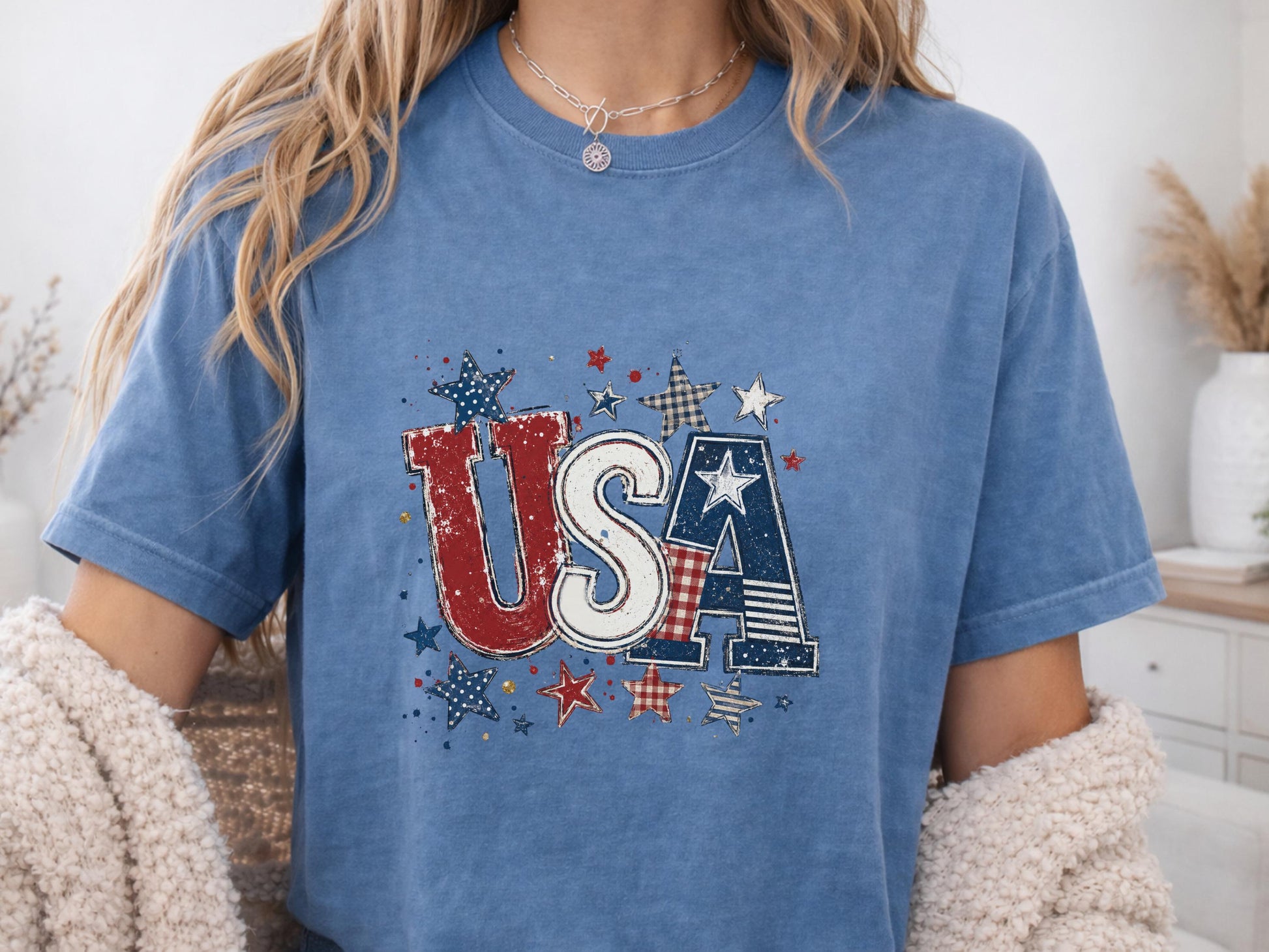 USA Patriotic T-shirt, Vintage Stars & Stripes Tee, Independence Day Clothing, Retro American Pride Shirt, Red White Blue Apparel