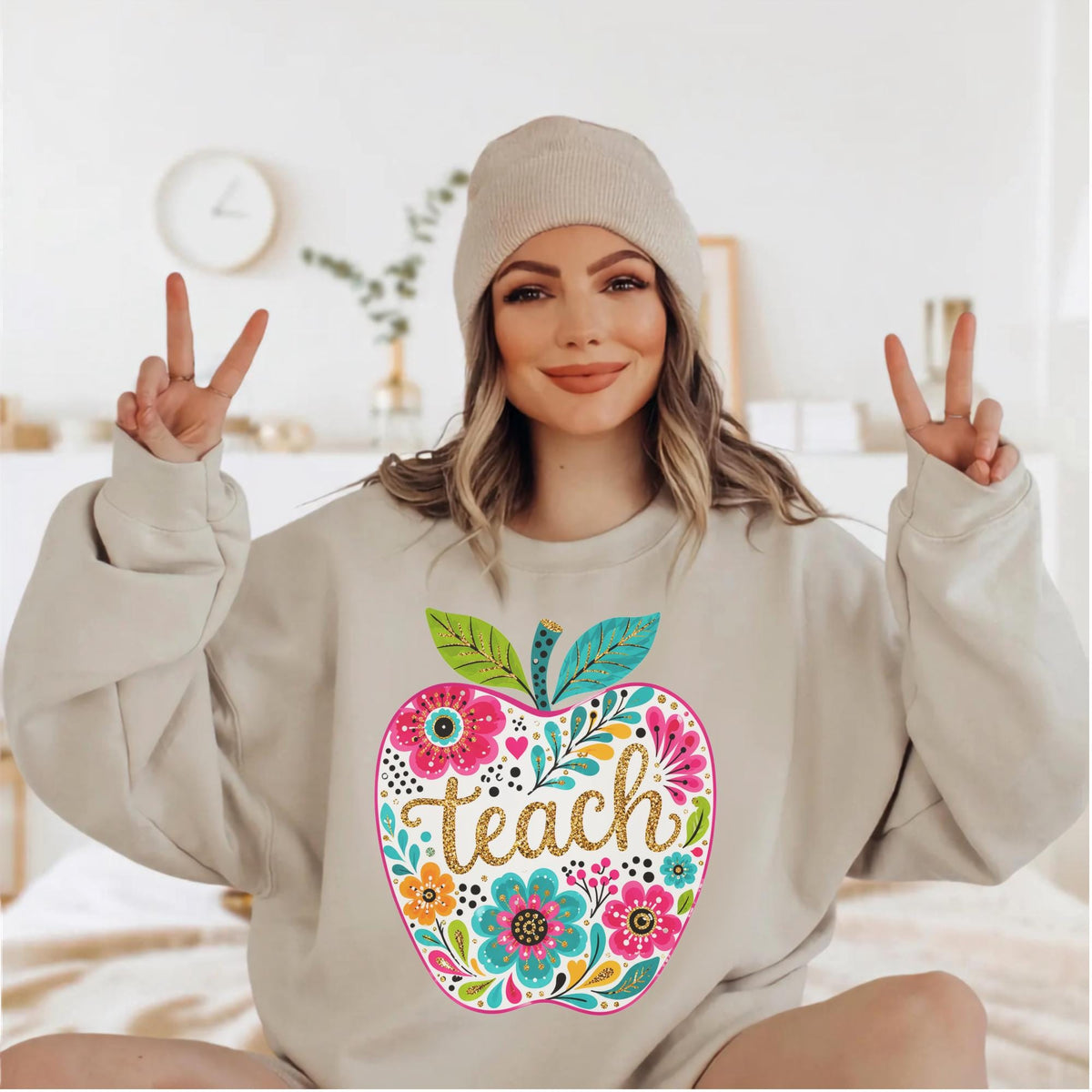 Apple Teacher Sweatshirt, Floral Teacher Gift, Custom Teacher Clothing, Colorful Apple Design, Personalized Crewneck, Gift for Educators