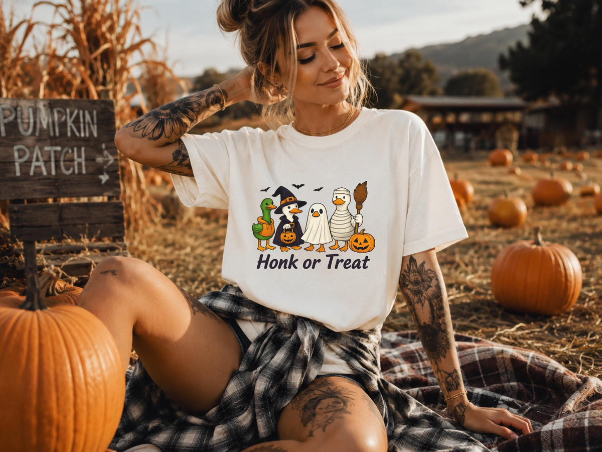 Honk or Treat Duck Halloween Sweatshirt, Funny Ghost Duck T Shirt Crewneck, Witch Pumpkin Costume, Spooky Fall Gift for Duck Lovers Adults