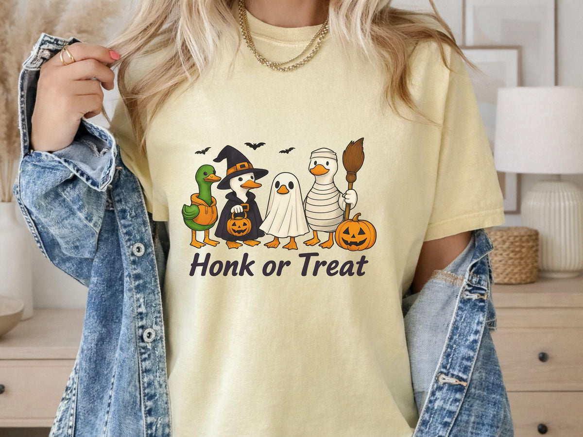 Honk or Treat Duck Halloween Sweatshirt, Funny Ghost Duck T Shirt Crewneck, Witch Pumpkin Costume, Spooky Fall Gift for Duck Lovers Adults