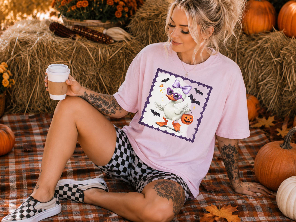 Halloween Duck Sweatshirt, Cute Bat Costume Crewneck, Purple Bow Duckling Shirt, Spooky Trick or Treat Fall Pullover Gift Idea 2025