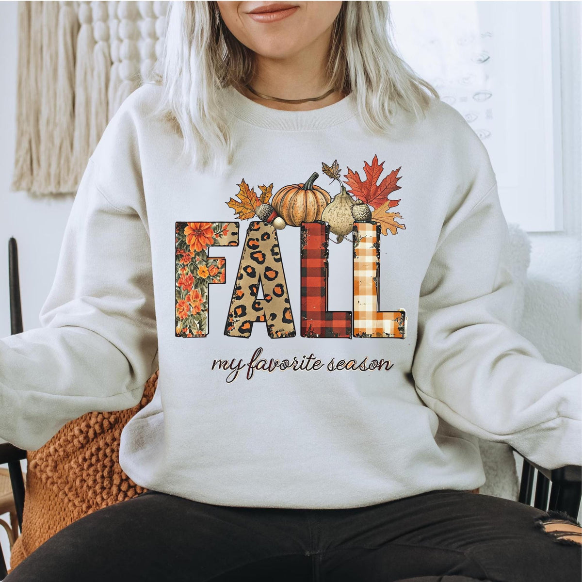 Fall Sweatshirt, Autumn Graphic Crewneck, Pumpkin Leaf Sweatshirt, Harvest Season Pullover, Cozy Thanksgiving Outfit, Fall Gift Idea