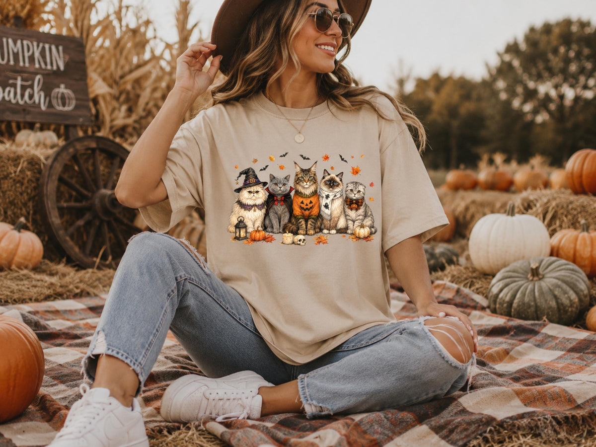 Halloween Cat Shirt, Witchy Cat T-Shirt, Spooky Kitty Graphic Tee, Autumn Cat Lover Gift, Cute Vintage Halloween Outfit for Women Men