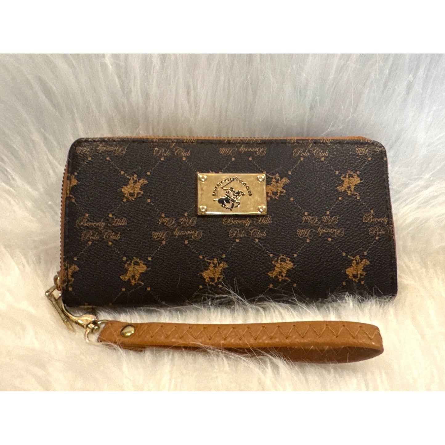 Beverly Hills Polo Club Womens Zip-Around Wallet Black/Gold Faux Leather Wristlet