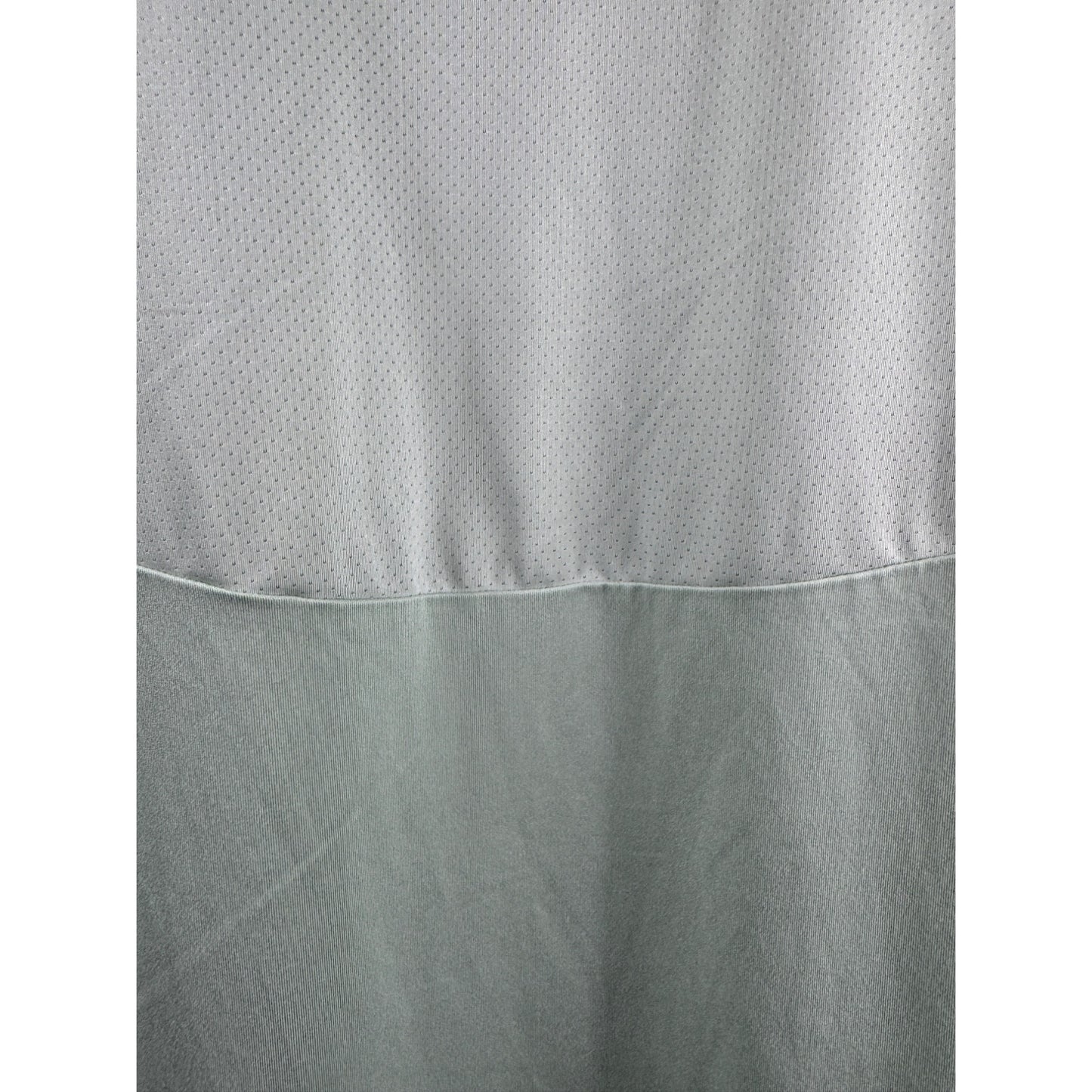 Adidas Long-Sleeve AEROREADY Quarter-Zip Performance Shirt Light Green Size XL Lightweight & Breathable Material