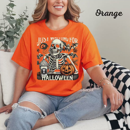 Retro Halloween Skeleton Pumpkin Tee - Spooky Fall Graphic Shirt for Women