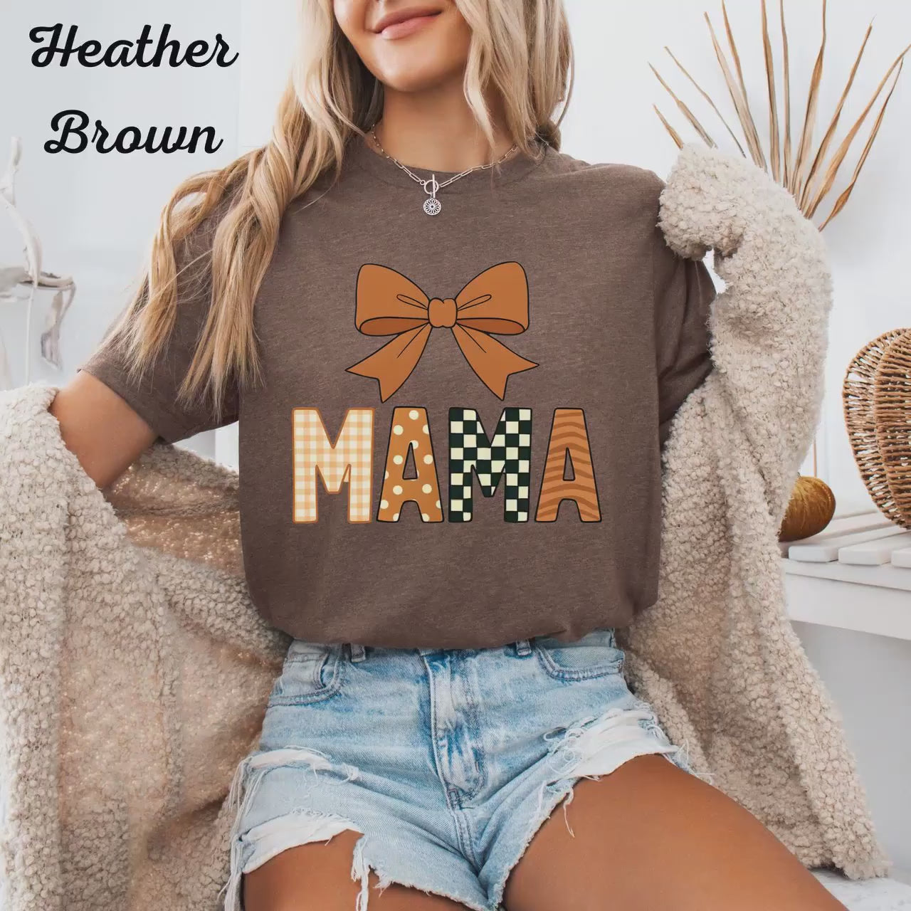 Cozy Autumn Mama Tee: Funny Pumpkin Season Graphic Shirt for Thanksgiving and Fall Vibes