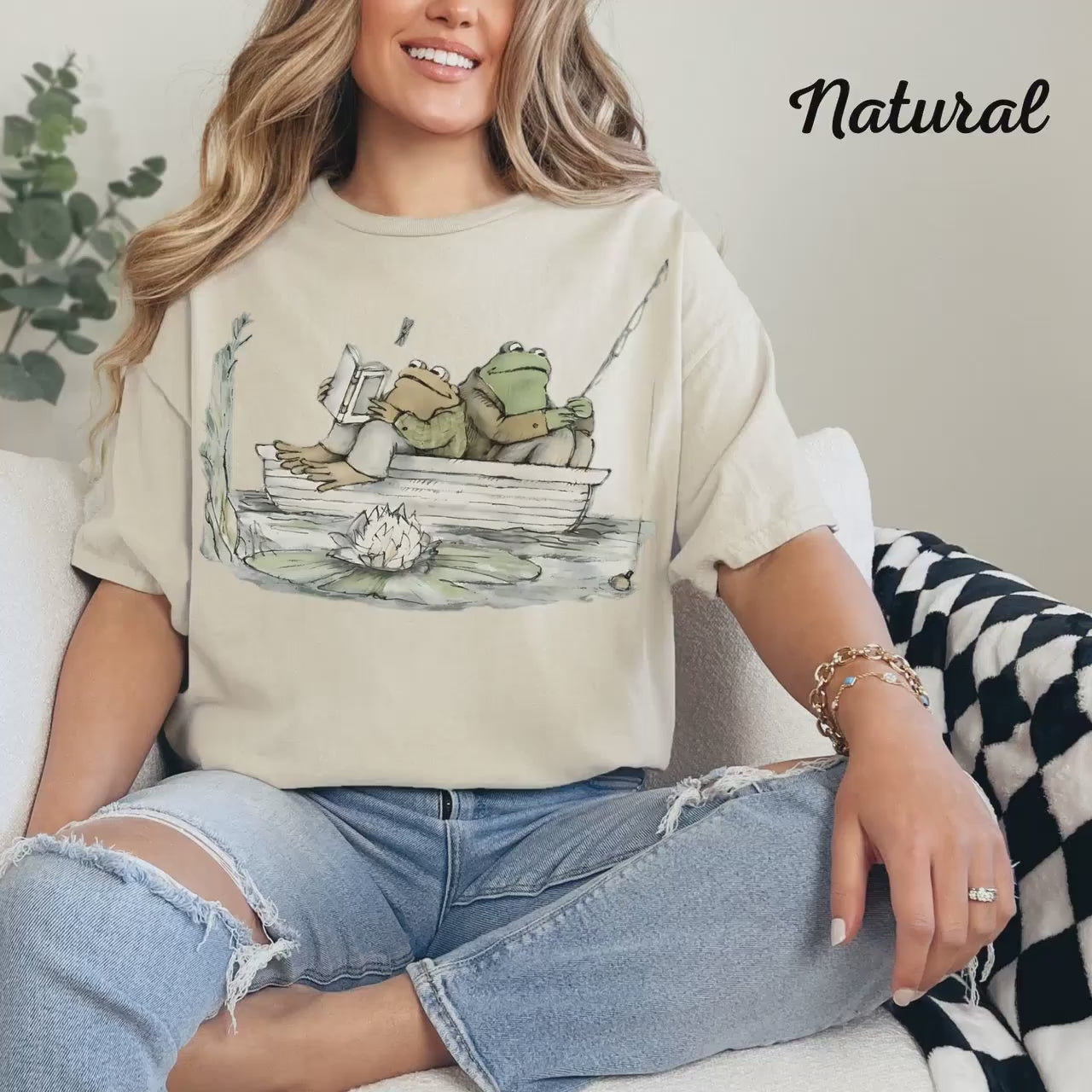 Retro Frog Fishing & Reading Design Vintage Amphibian Friends Illustration, Whimsical Nature Art, Cozy Cottagecore Aesthetic