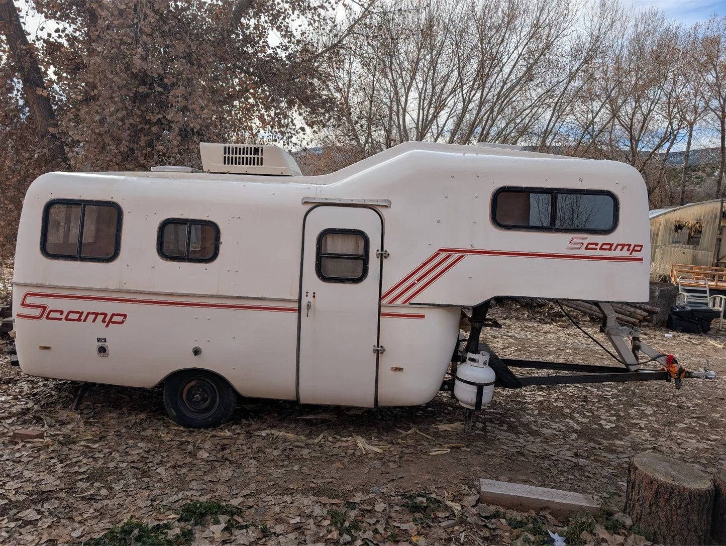 1984 19ft Scamp Camper Trailer bumper or gooseneck pull nice original condition