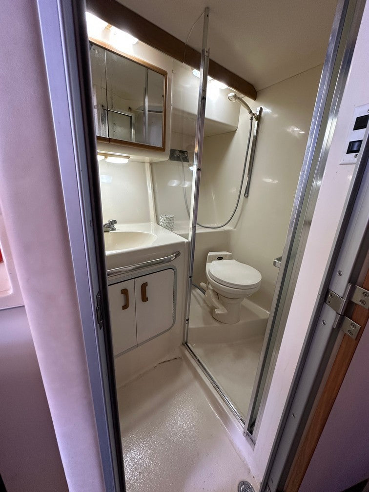 1994 37 Sea Ray Express Cruiser