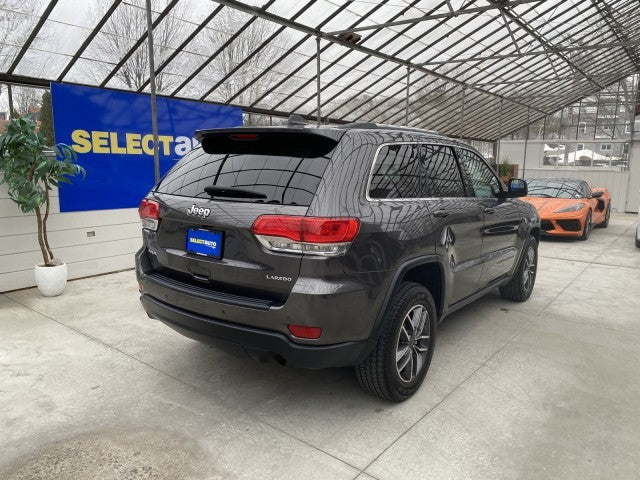 2019 Jeep Grand Cherokee Laredo 4WD clean carfax