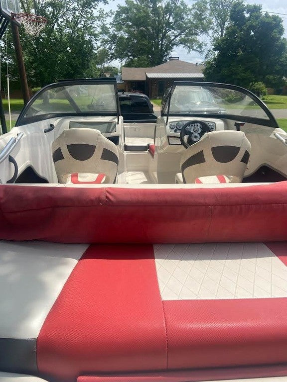 2017 Tahoe 450 TS Ski Boat