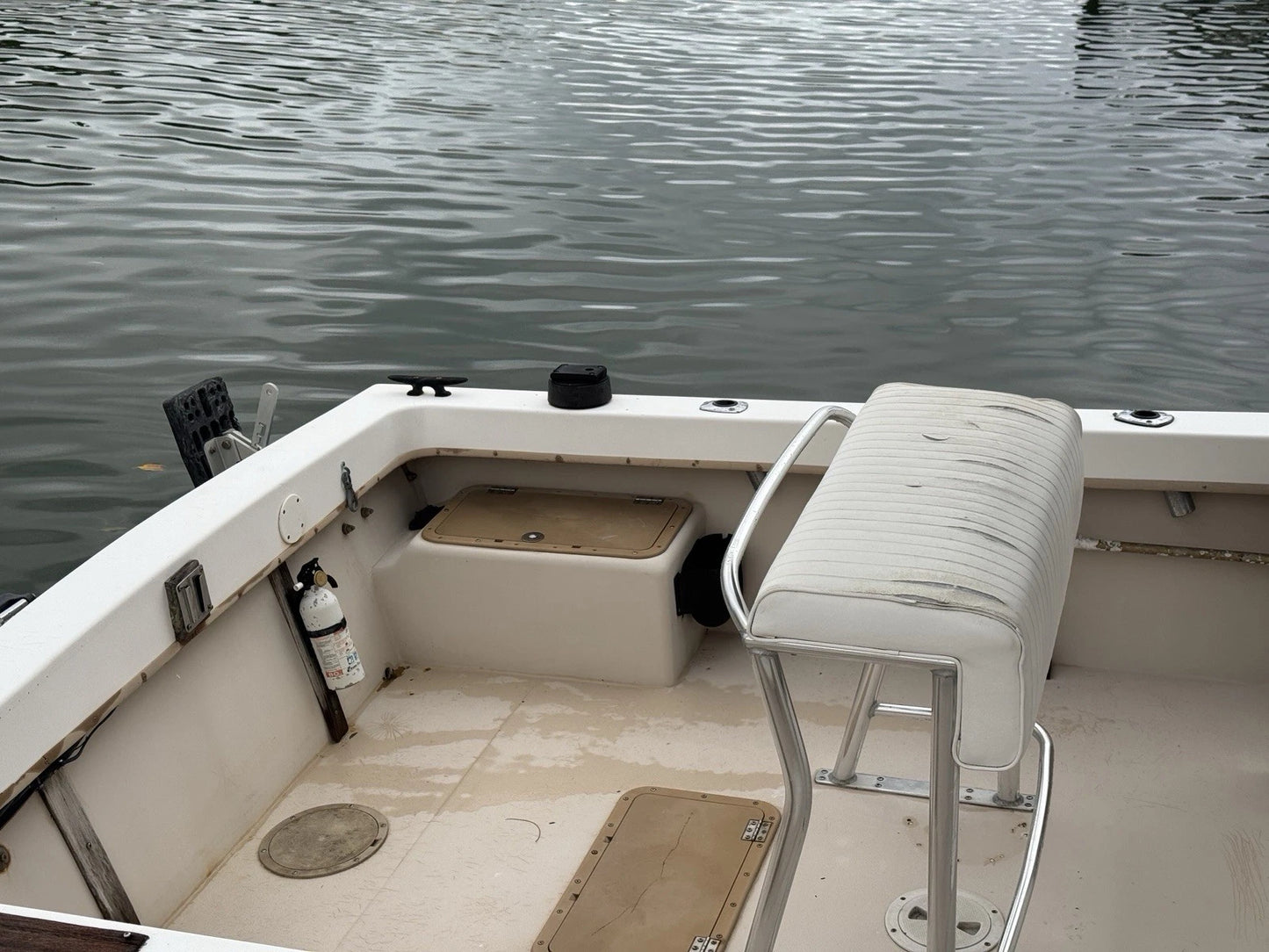 1984 Dusky Marine 22’ Center Console – Evinrude 200HP – Solid Classic Hull