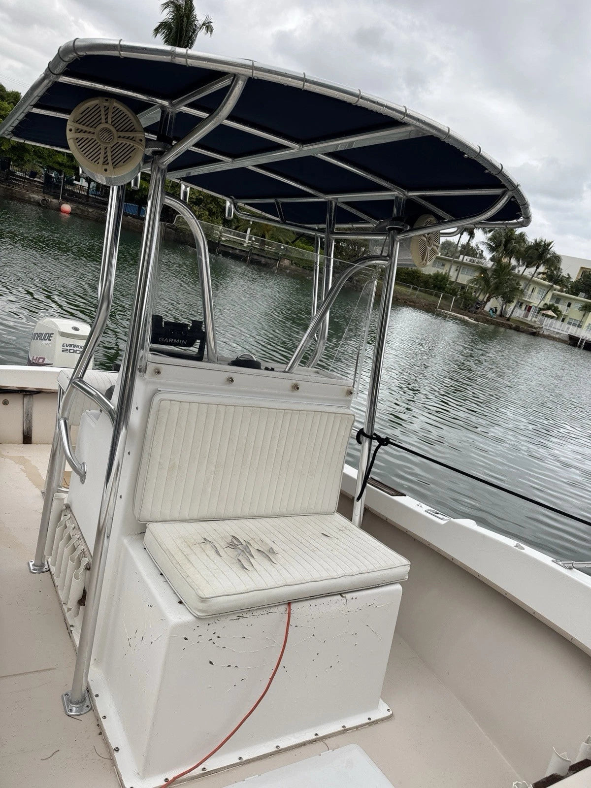 1984 Dusky Marine 22’ Center Console – Evinrude 200HP – Solid Classic Hull