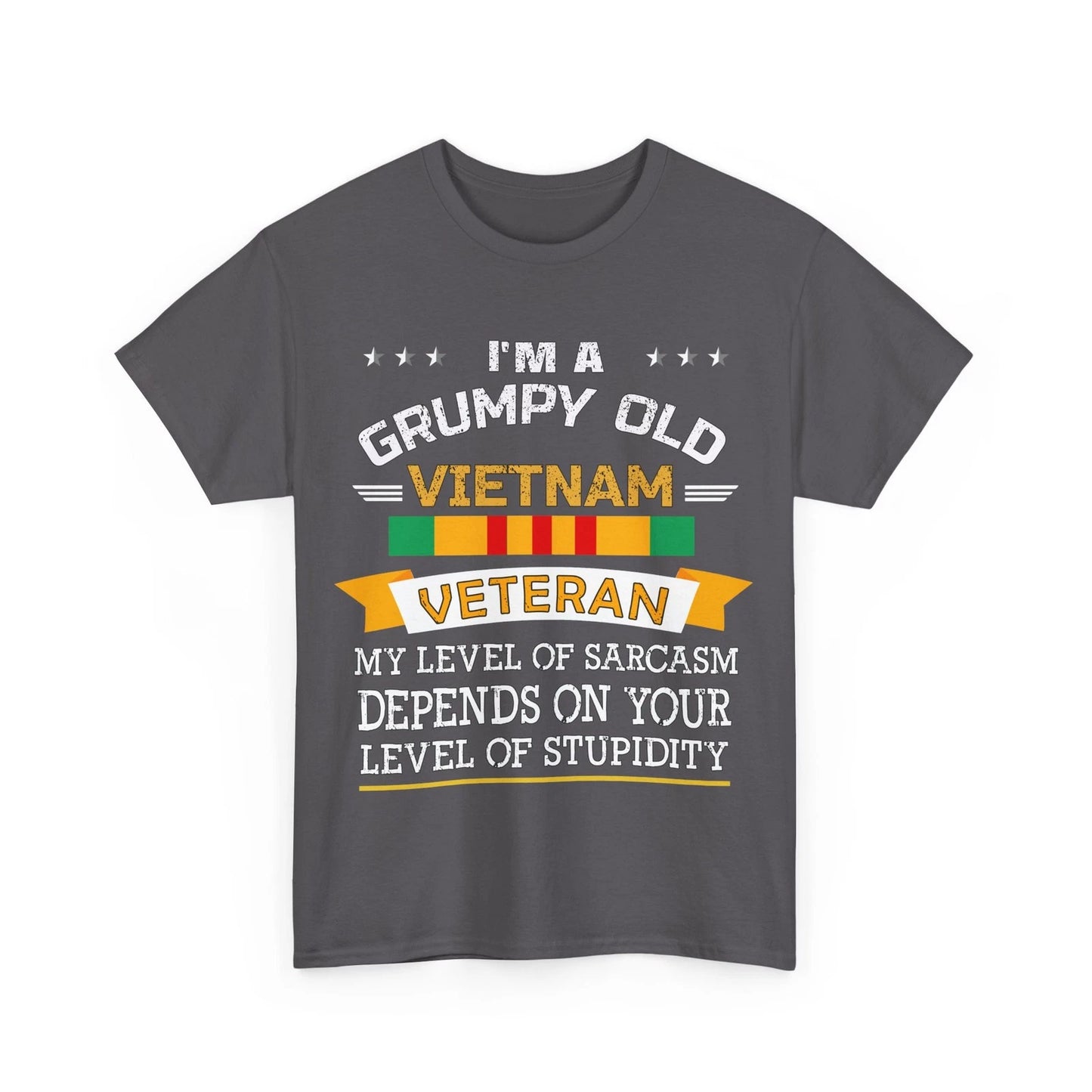 Veterans Day Shirt, Grumpy Old Vietnam Veteran Dad Men T-Shirt