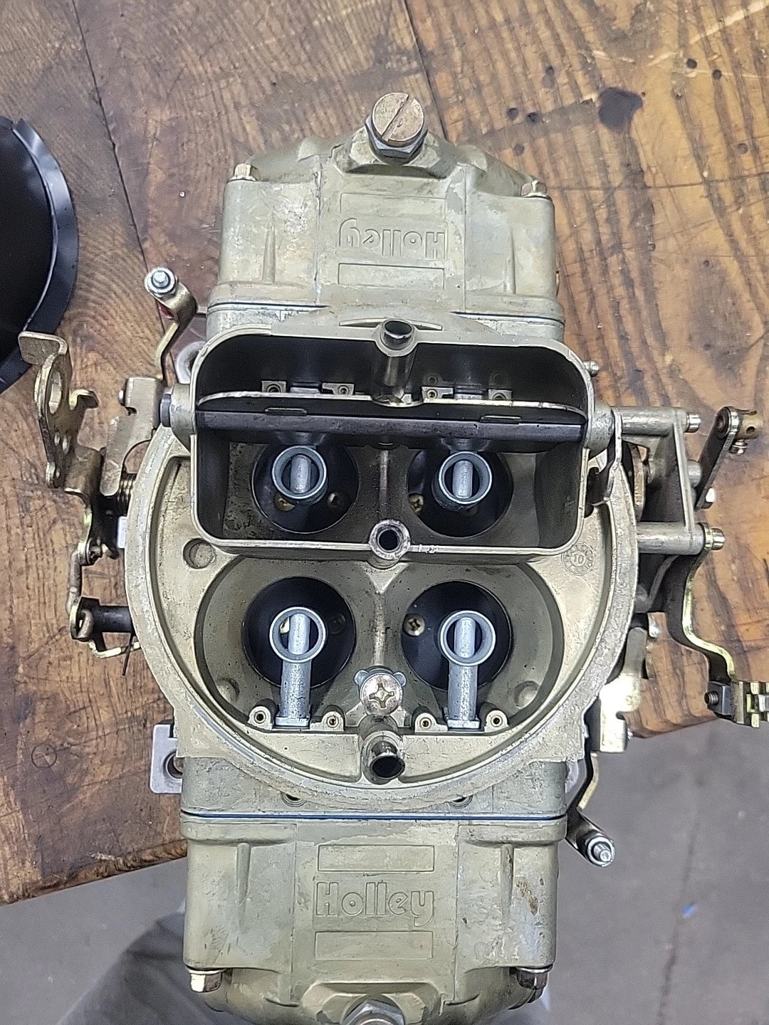 Nice Holley 4777-7 4777 650 CFM Double Pumper Carburetor Mechanical Secondaries