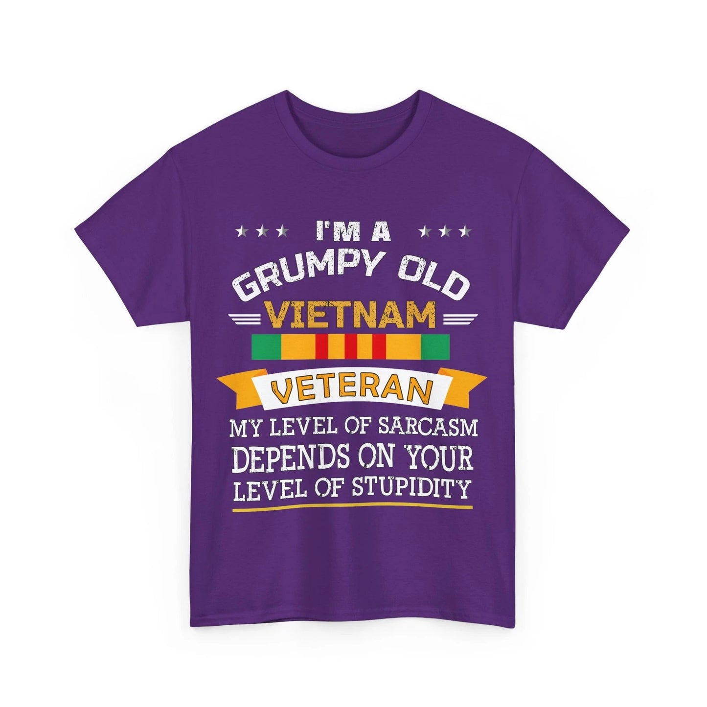 Veterans Day Shirt, Grumpy Old Vietnam Veteran Dad Men T-Shirt