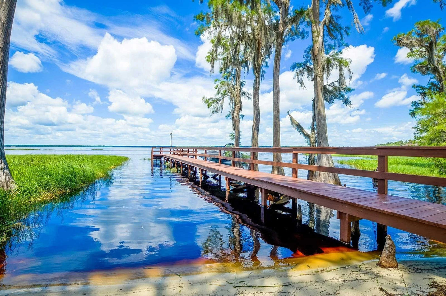 5 Night Stay In Vacation Community on Lake Louisa   25 Mins to Disney!