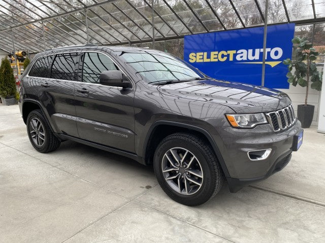 2019 Jeep Grand Cherokee Laredo 4WD clean carfax