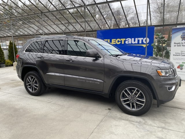 2019 Jeep Grand Cherokee Laredo 4WD clean carfax