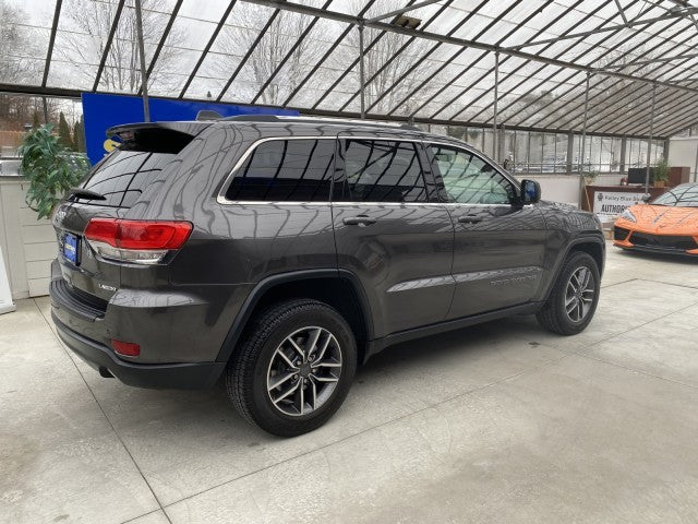 2019 Jeep Grand Cherokee Laredo 4WD clean carfax