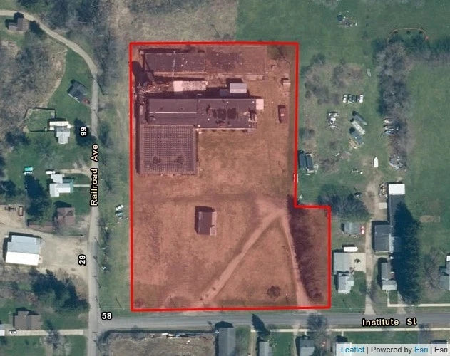 80,000 Sq Ft Warehouse Former Ethan Allen Factory in New York State on 4.3 Acres