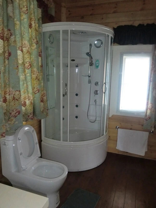 Carmel : Tiny Home One Bedroom, One Bathroom and Living Area Wooden Cabin364sqft