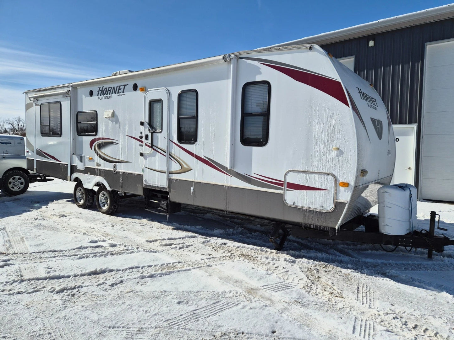 2012 KEYSTONE HORNET HIDEOUT PLATINUM CAMPER TRAILER 31RLDS