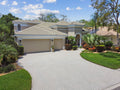 Casa à venda, Tarpon Springs Florida 5 camas / 4 banheiros / 3698 pés quadrados / piscina / fechado-