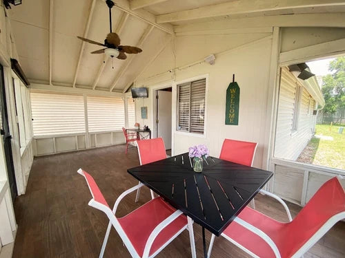 5 Night Stay In Vacation Community on Lake Louisa   25 Mins to Disney!