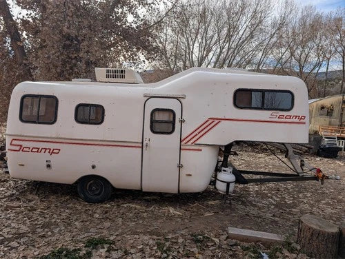 1984 19ft Scamp Camper Trailer bumper or gooseneck pull nice original condition