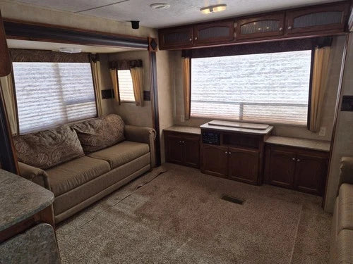 2012 KEYSTONE HORNET HIDEOUT PLATINUM CAMPER TRAILER 31RLDS