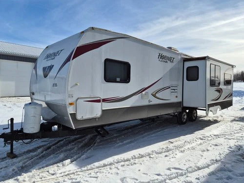 2012 KEYSTONE HORNET HIDEOUT PLATINUM CAMPER TRAILER 31RLDS