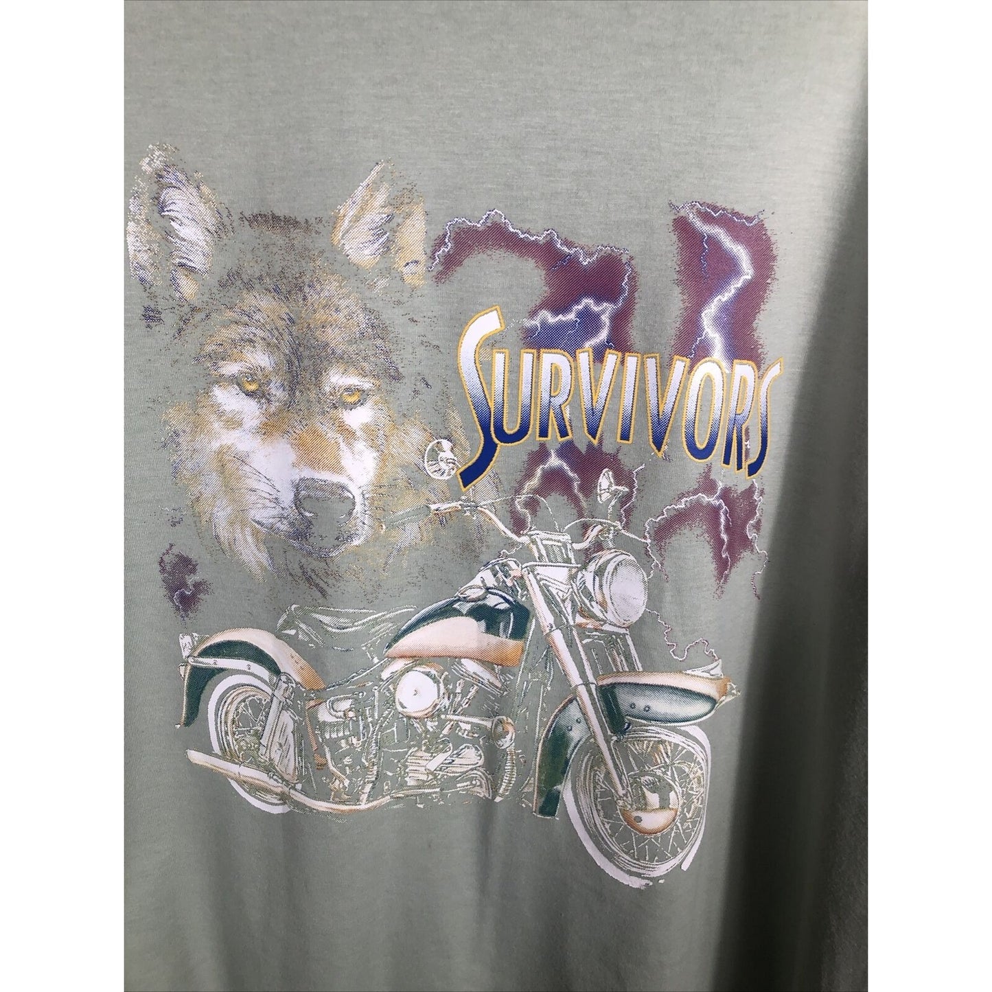 Men’s T Shirt Survivors Biker Shirt Extra Large Bike Wolf Green Bikers Tee Shirt